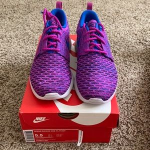 Women’s Nike Roshe One Flyknit